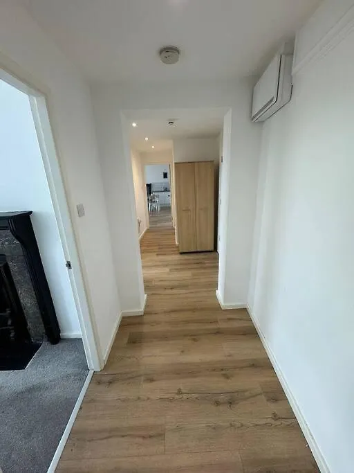 Spacious Flat In Sheffield City Center Gs304 0*,