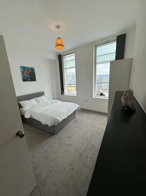 Spacious Flat In Sheffield City Center Gs304 בריטניה